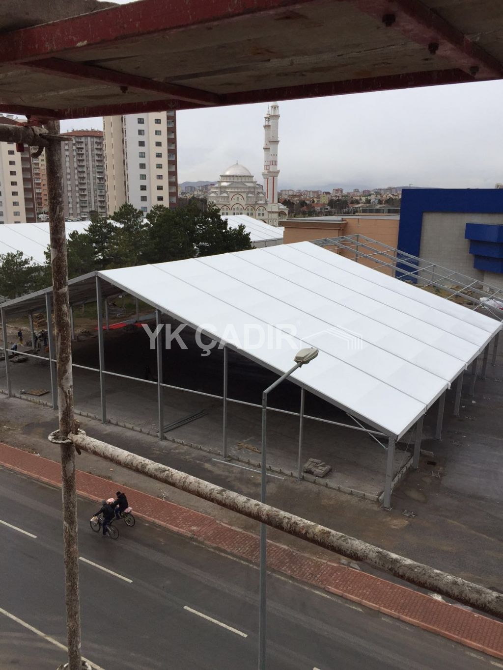 30'luk Hi-Tech Çadırlar