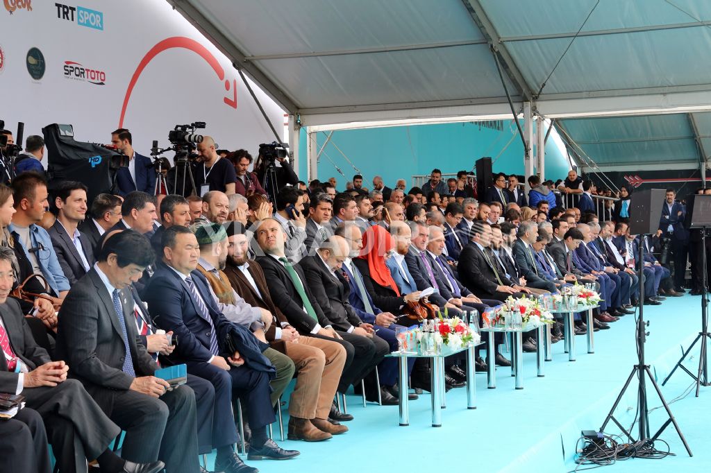 30'luk Hi-Tech Çadırlar